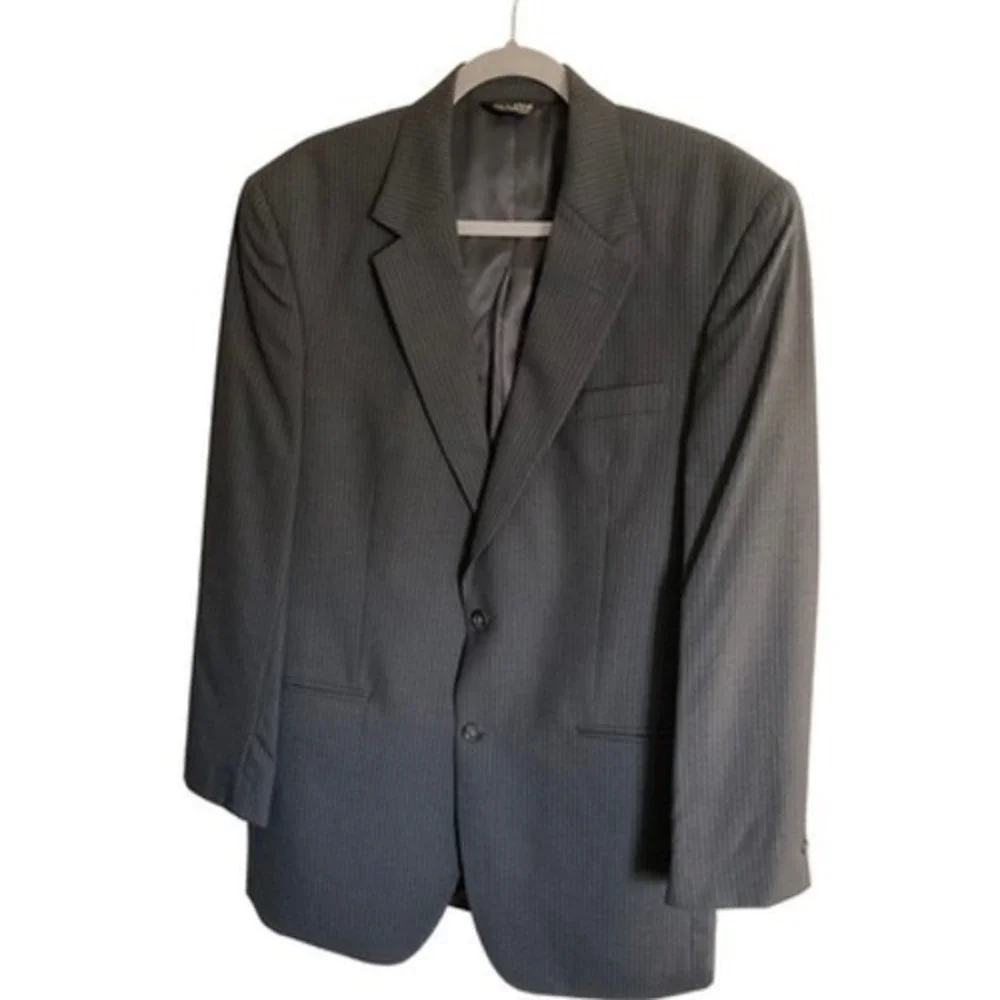 JoS A BANK Mens Charcoal Pinstripe Blazer Suit Jacket 2 Button Classic Fit - Picture 1 of 12